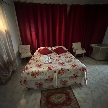 Imperium Allestimenti Bed and Breakfast Napoli Esterno foto