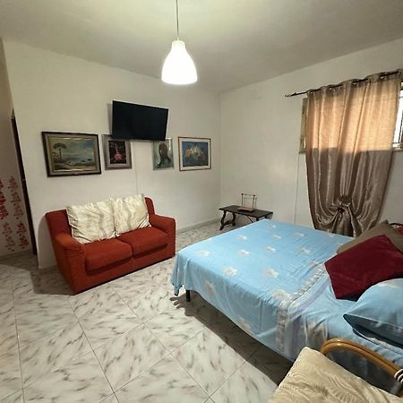 Imperium Allestimenti Bed and Breakfast Napoli Esterno foto