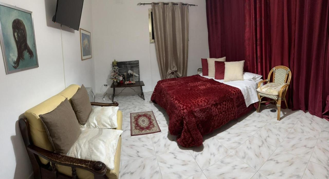 Imperium Allestimenti Bed and Breakfast Napoli Esterno foto