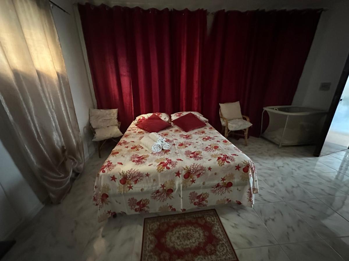 Imperium Allestimenti Bed and Breakfast Napoli Esterno foto